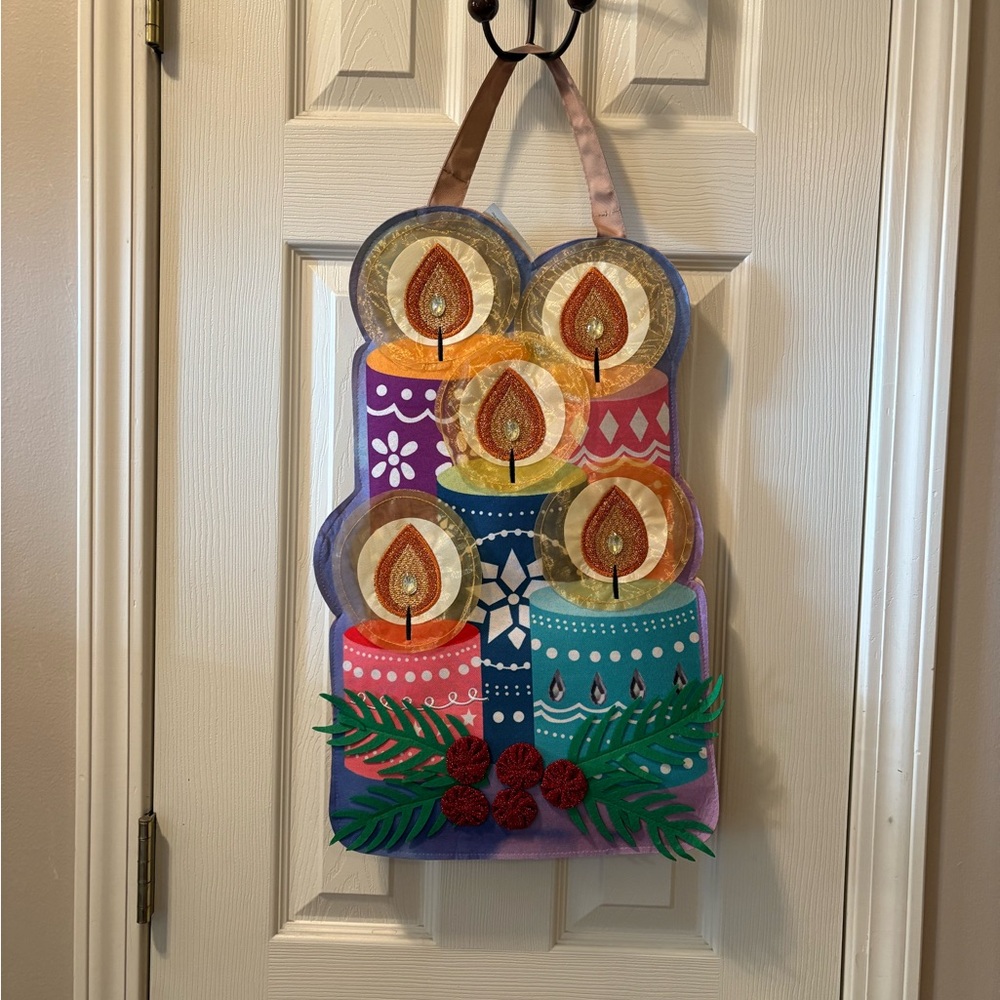 Evergreen Festive Wall Decor